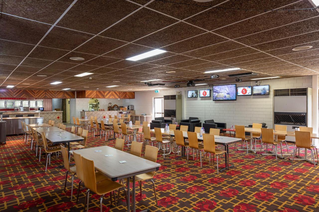 Leichhardt Hotel Motel Cloncurry Dış mekan fotoğraf