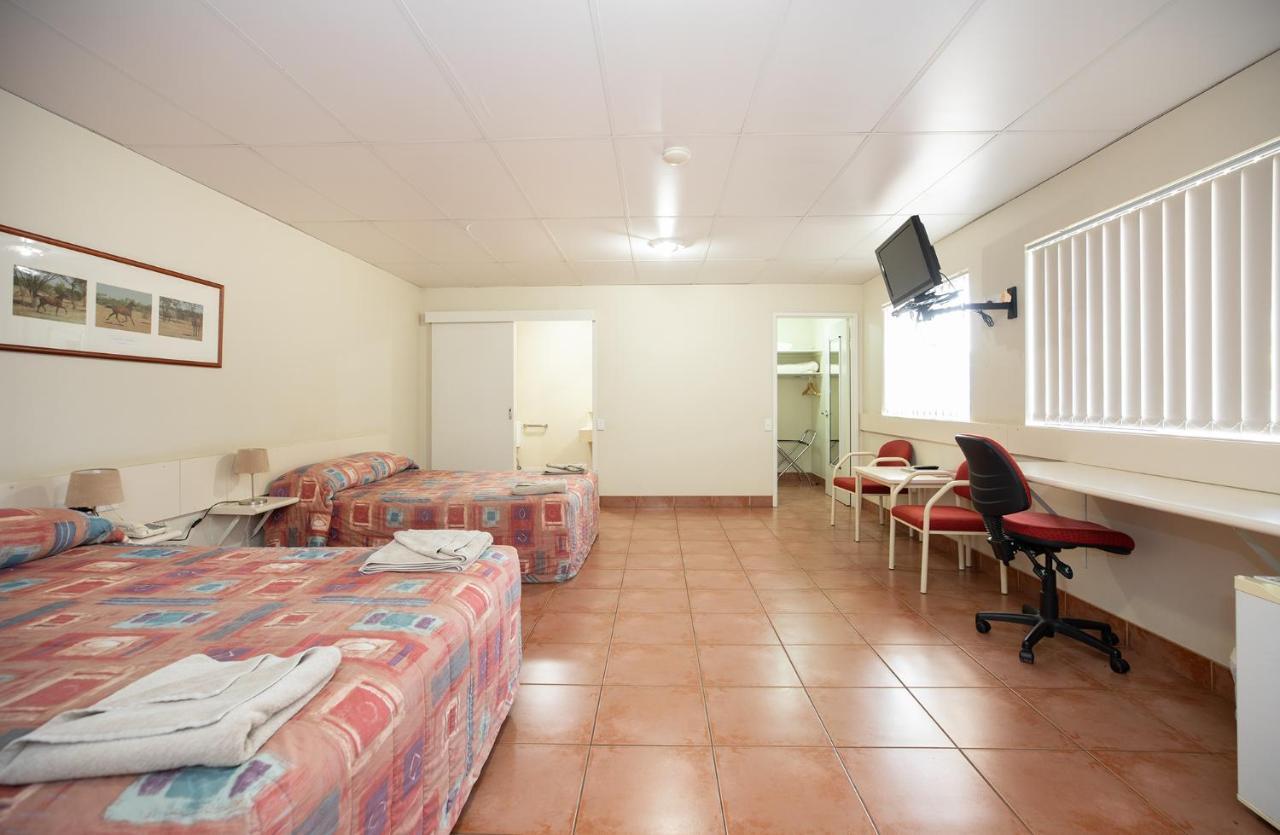 Leichhardt Hotel Motel Cloncurry Dış mekan fotoğraf