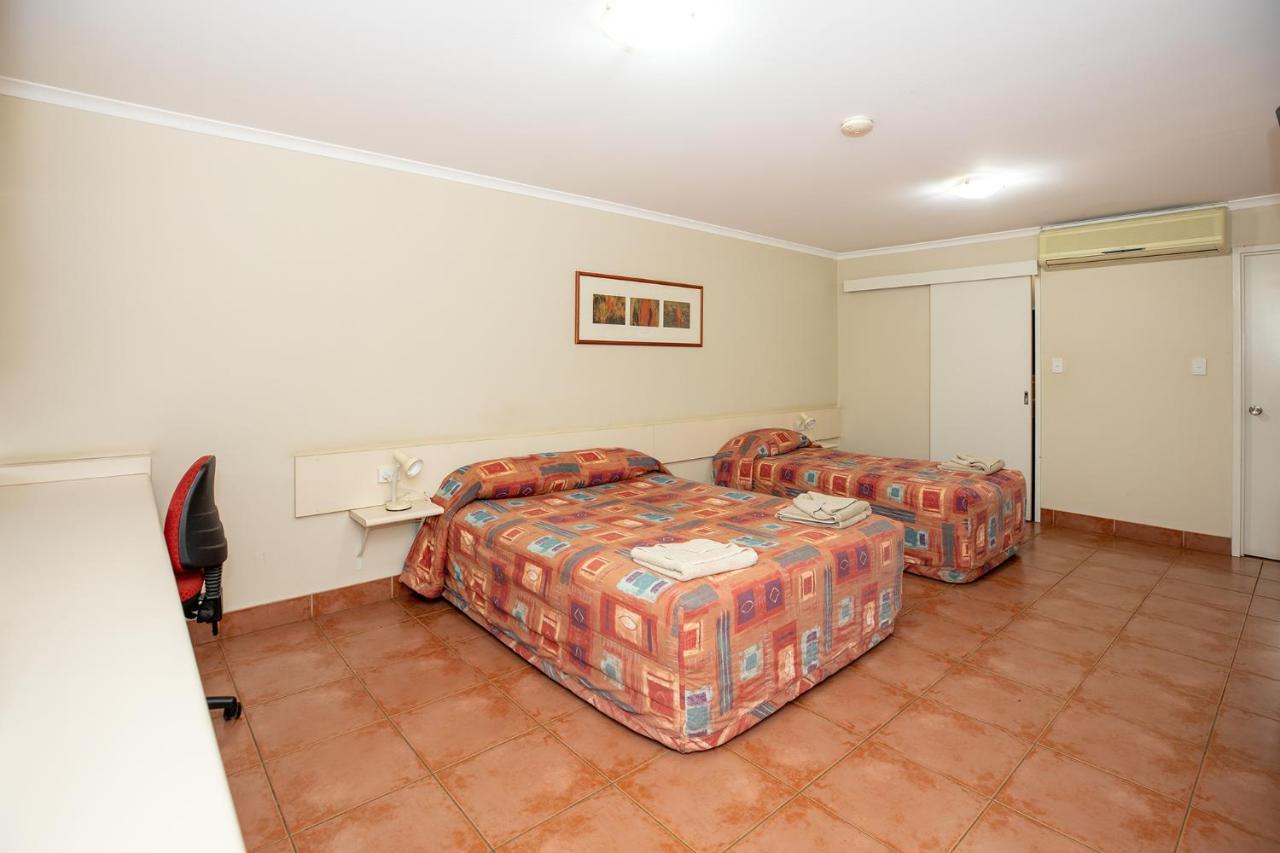 Leichhardt Hotel Motel Cloncurry Dış mekan fotoğraf